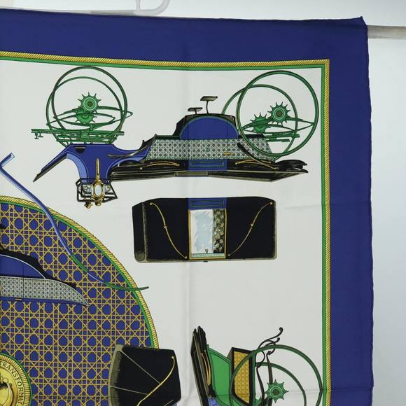 HERMES Carre 90  ""LES VOITURES A TRANSFORMATION"" Silk Blue Auth am6603 - Picture 4 of 14